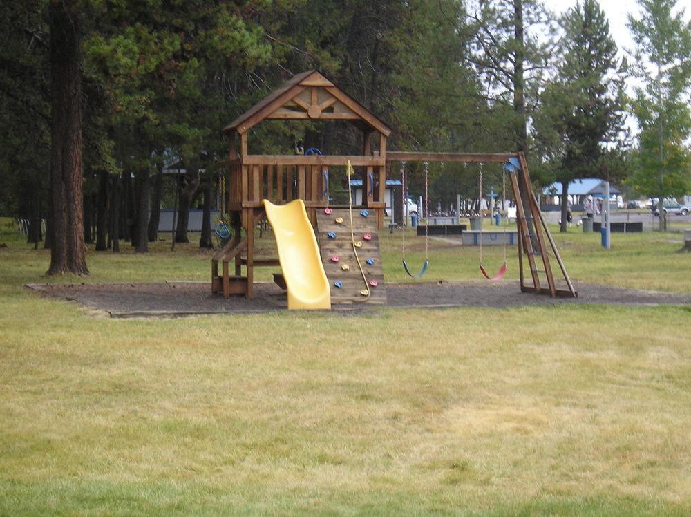 Bend-Sunriver Rv Campground Three Rivers ภายนอก รูปภาพ