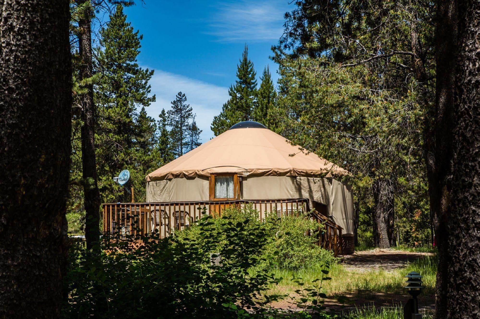 Bend-Sunriver Rv Campground Three Rivers ภายนอก รูปภาพ