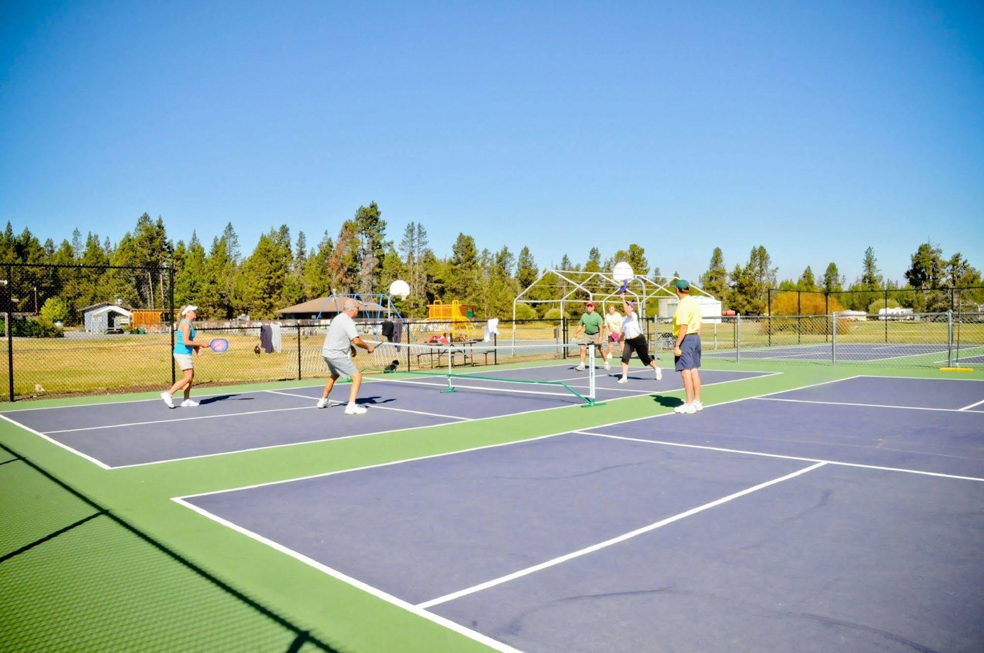Bend-Sunriver Rv Campground Three Rivers ภายนอก รูปภาพ